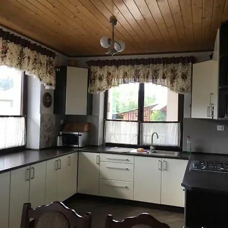 Holiday home карпатский уикенд
